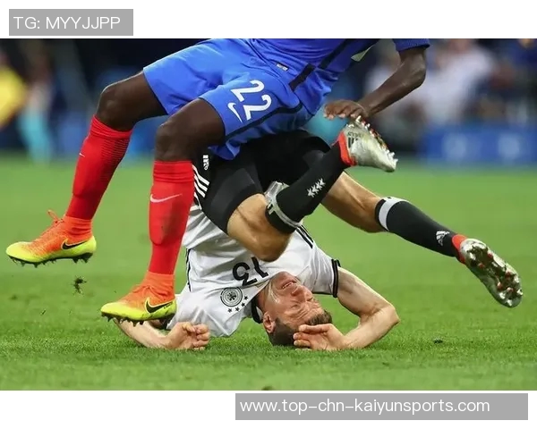 都灵迎战德布雷塞尼期待精彩对决与精彩进球的足球盛宴